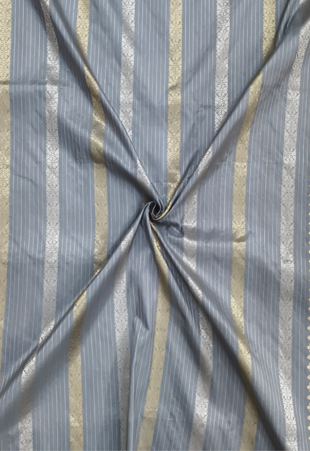 Grey pure katan silk handvowen banarasi saree