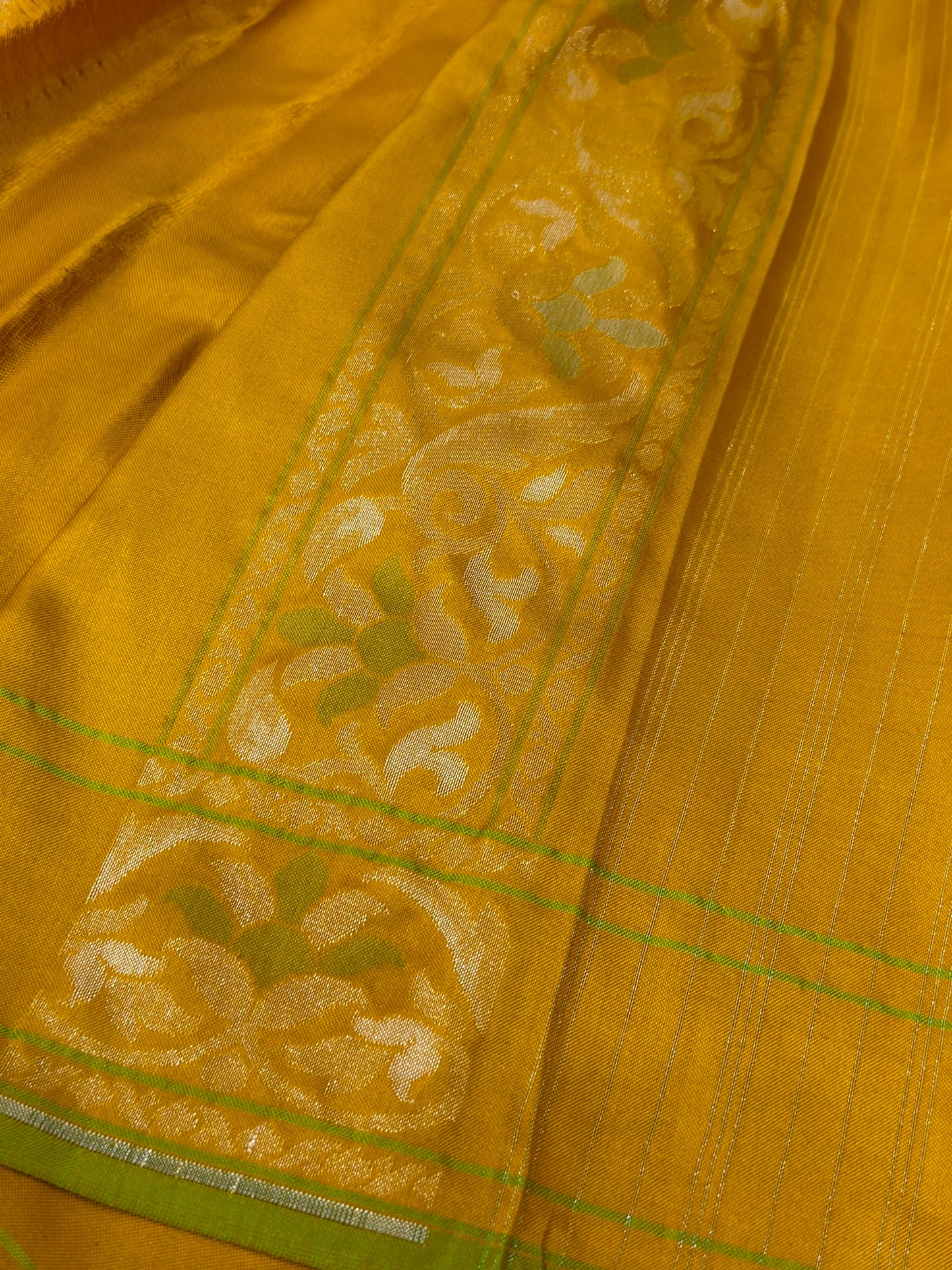 Yellow Pure Banarasi Ektara Jamdani Silk Handwoven Saree