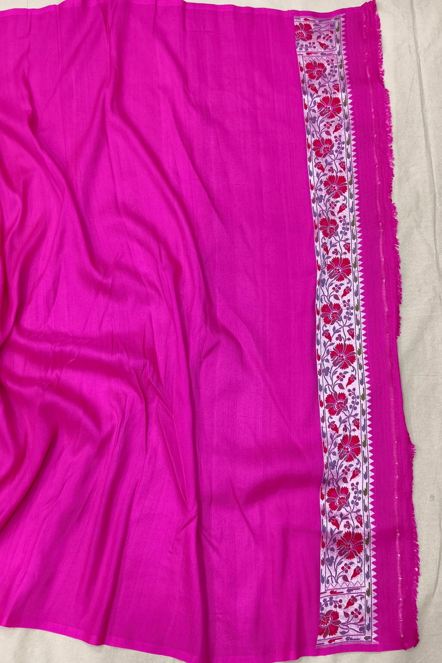 Fuchsia Megenta Pure Tussar georgette Banarasi Saree