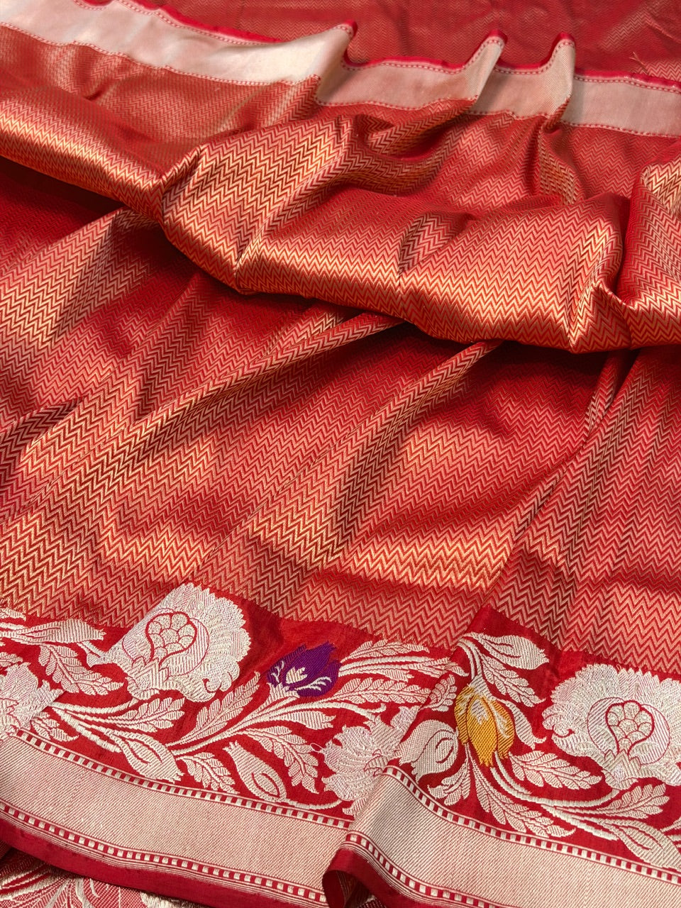 Red Pure katan silk handvowen banarasi saree