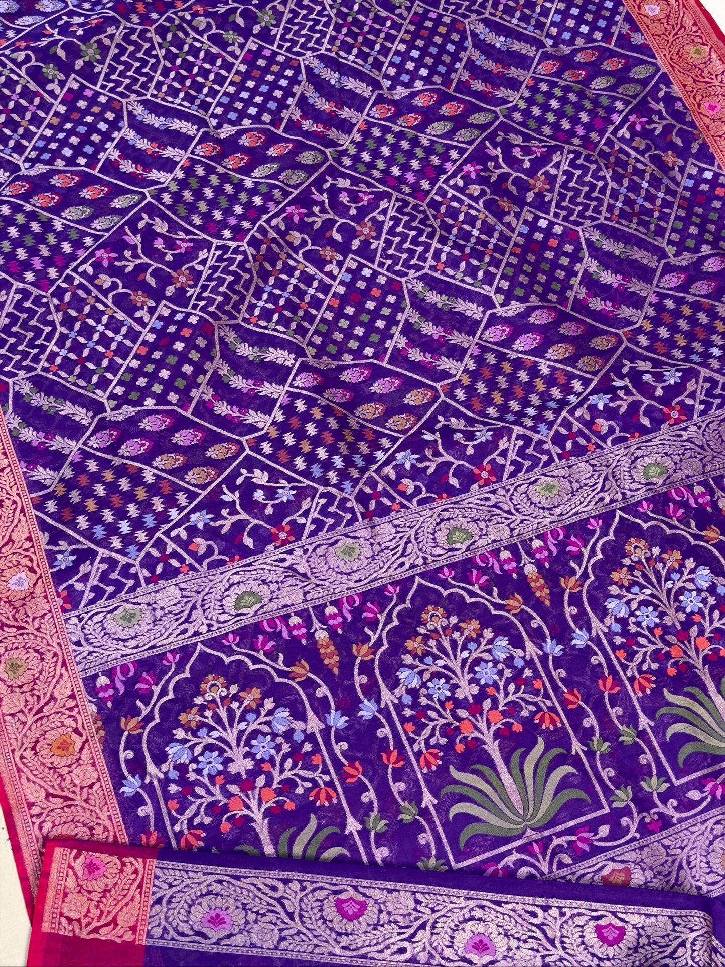 Banarasi Kora Jamdani Silk Handwoven Saree Contrast Border