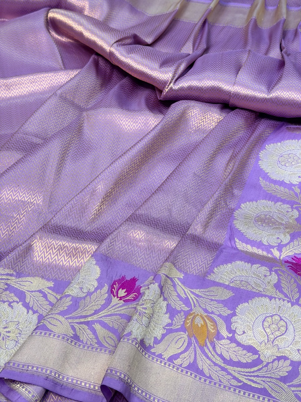 Lavender Pure katan silk handvowen banarasi saree