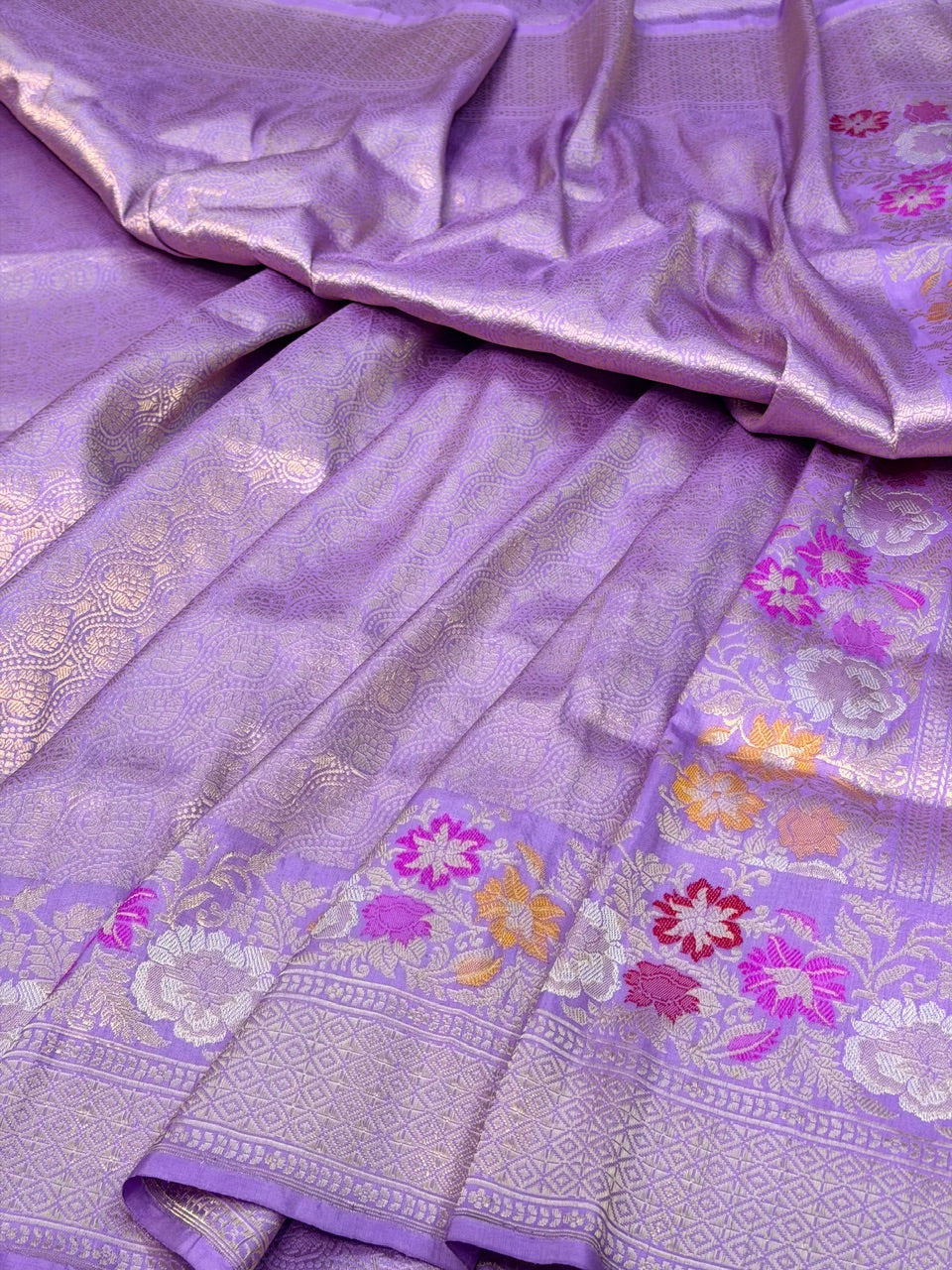 Lavender Pure katan silk handvowen banarasi saree