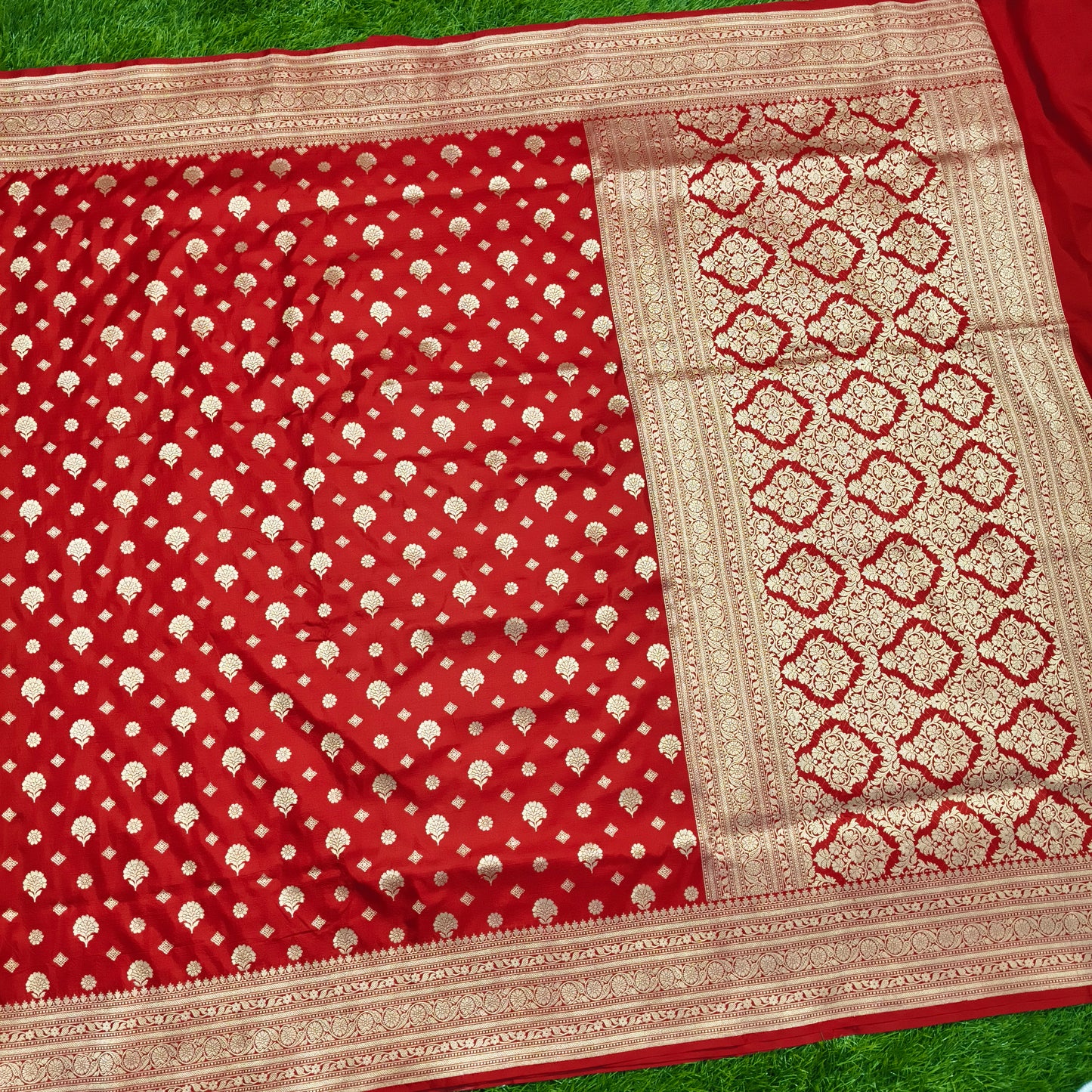 Red pure katan silk handloom banarasi saree