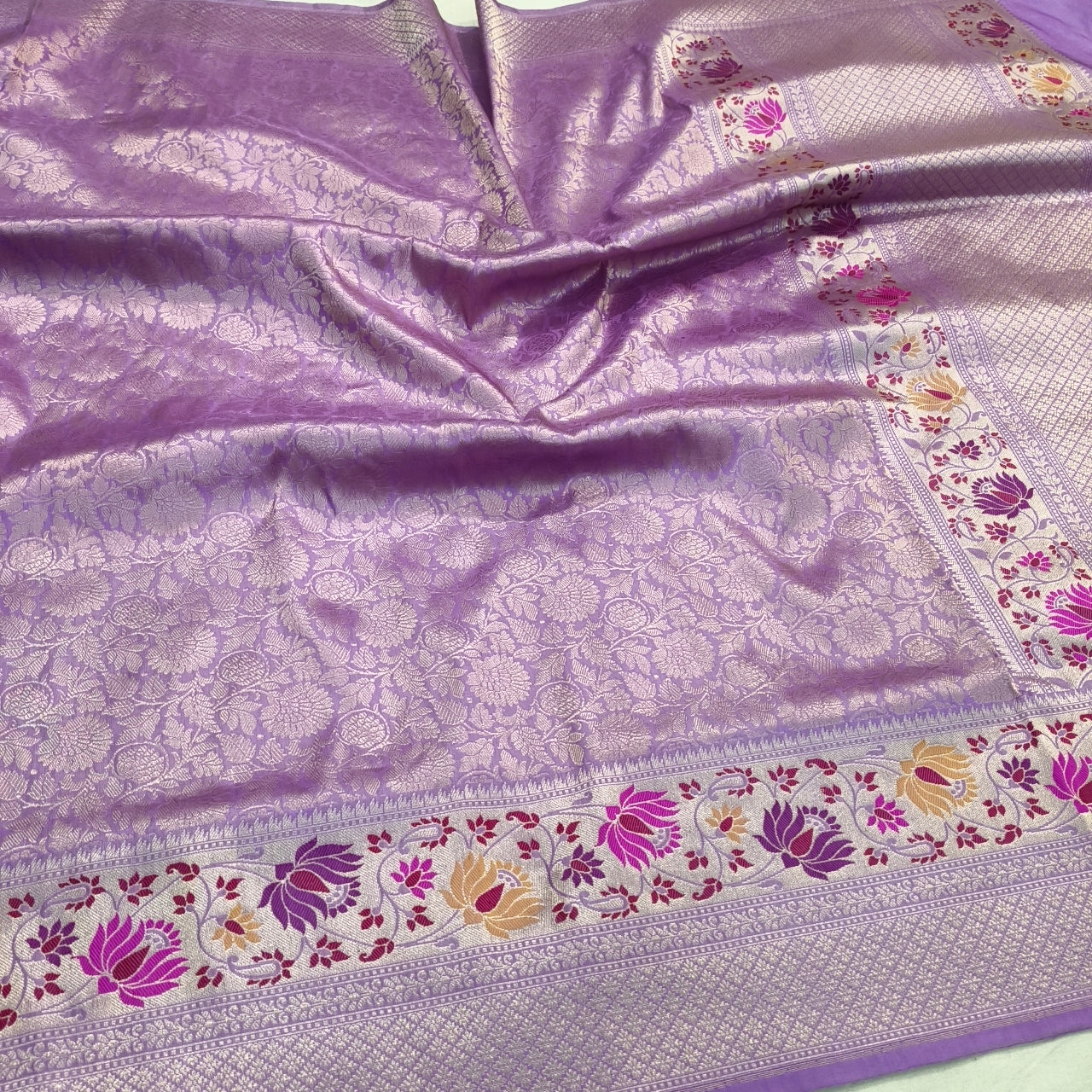 Lavender pure katan silk handvowen banarasi saree