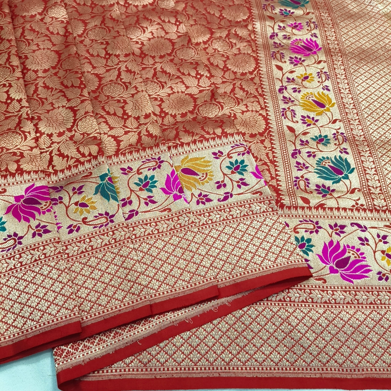 Red pure katan silk handvowen banarasi saree