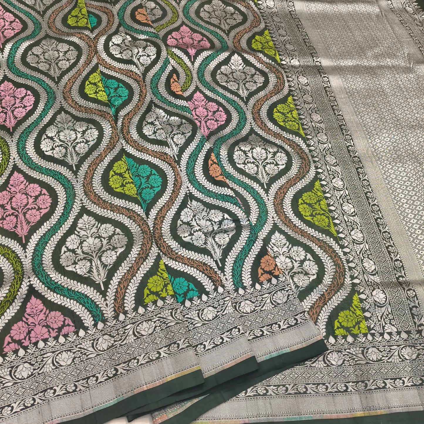 Pure tusser georgette handloom banarasi saree