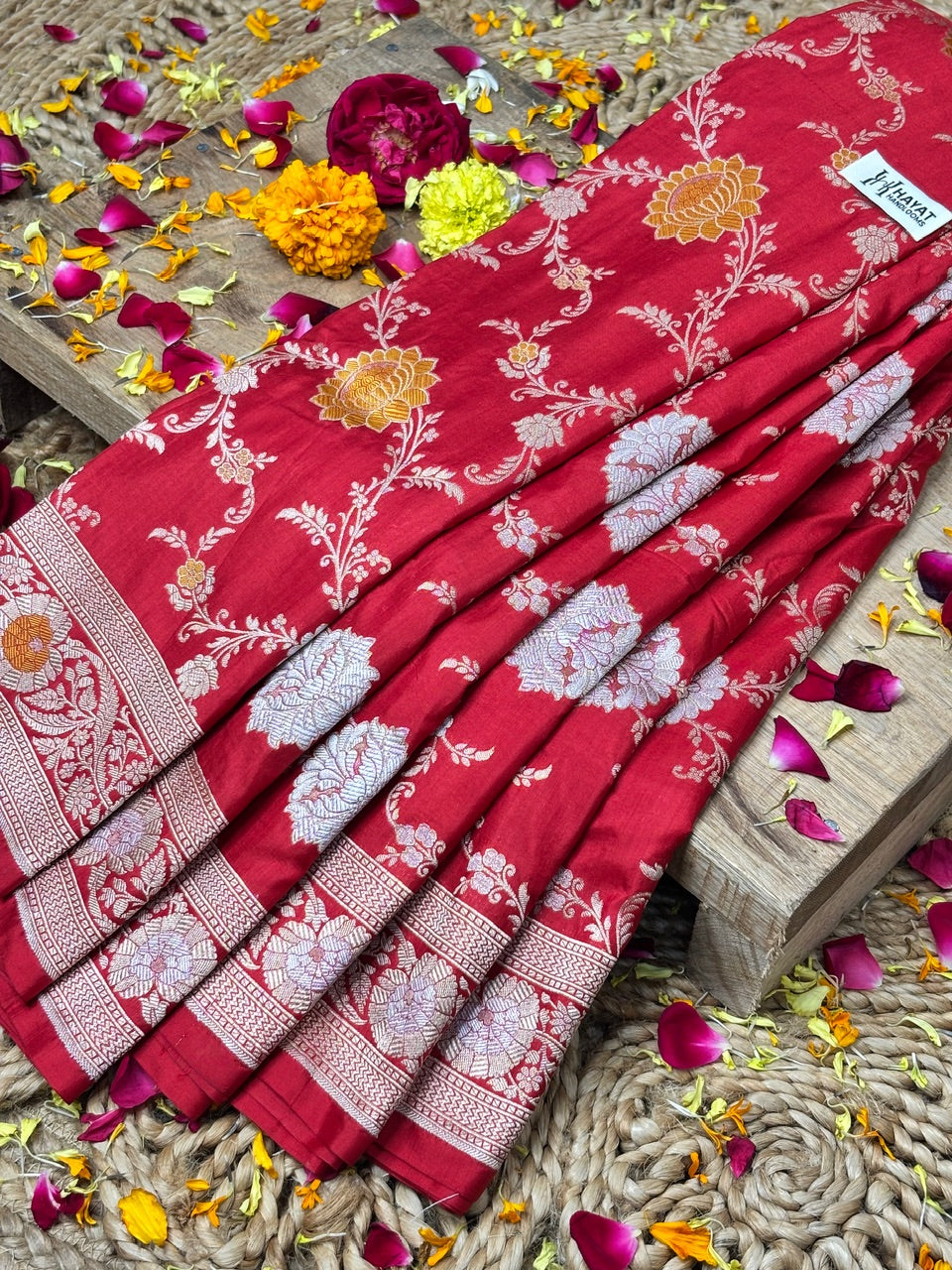 Red Banarasi Pure Katan Silk Saree | Pure Silk | Cutwork Technique | Banarasi Katan Silk Saree