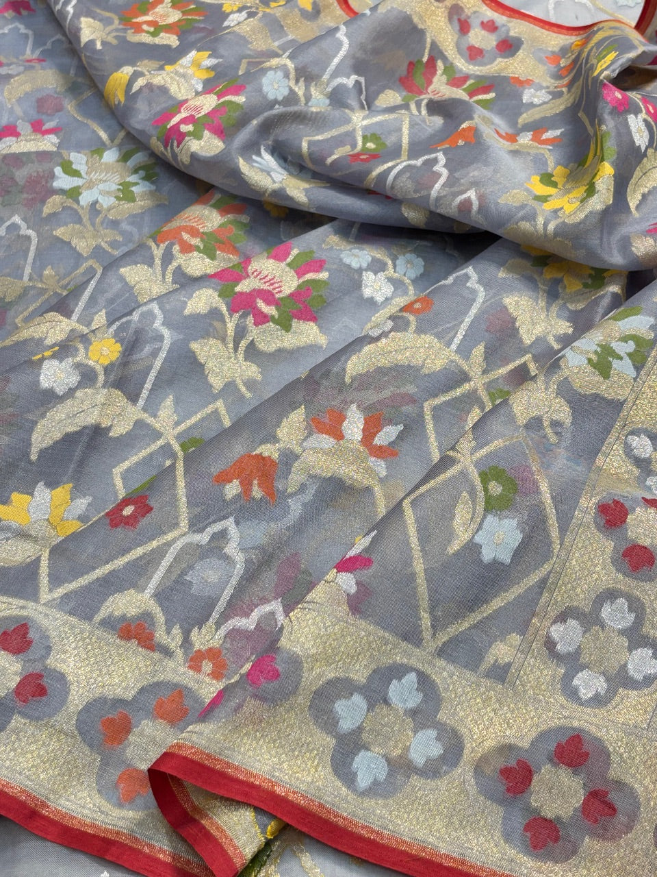 Ash Grey Banarasi Kora Jamdani Silk Handwoven Saree