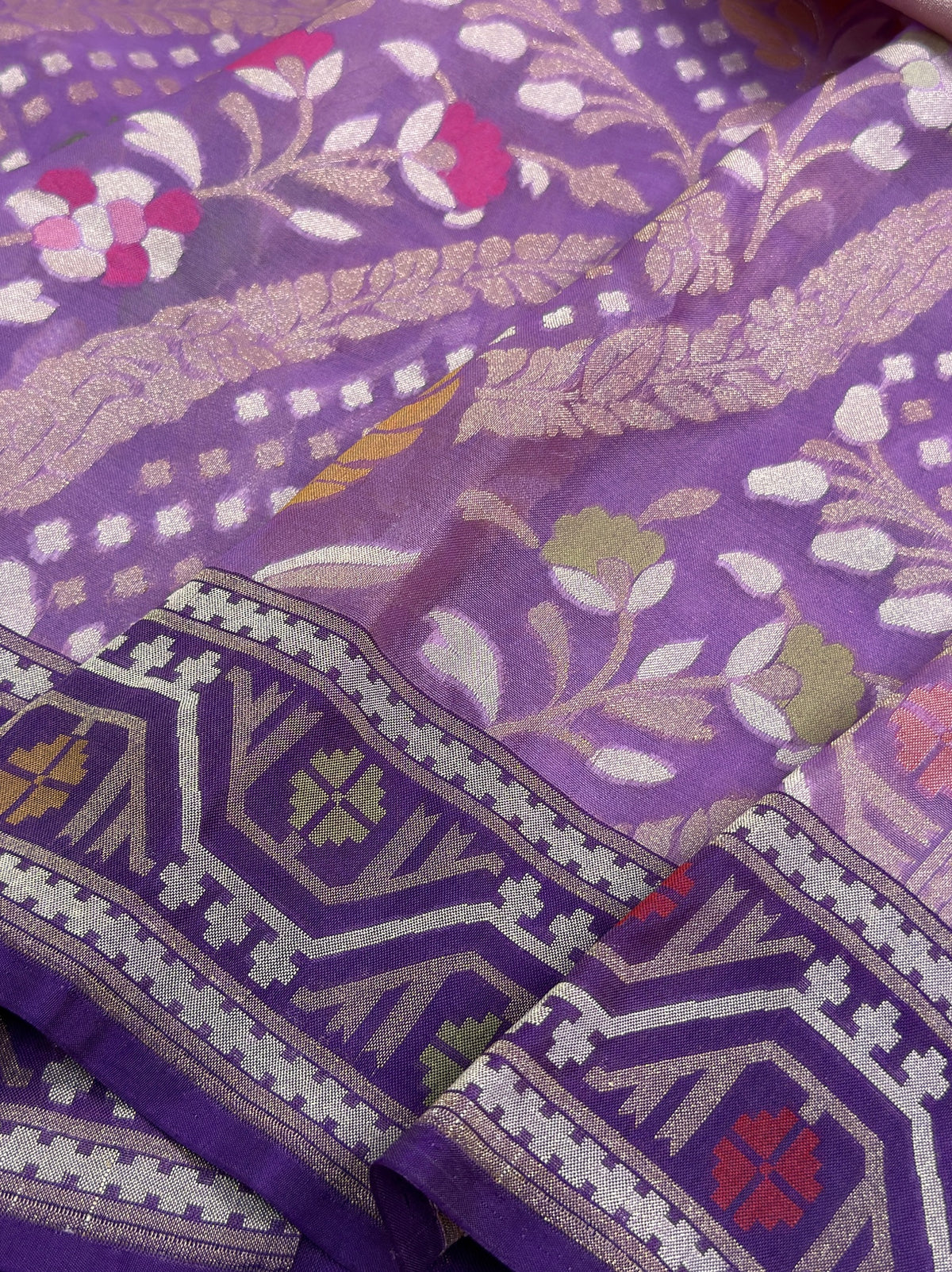 Lavender Banarasi Kora Jamdani Silk Handwoven saree