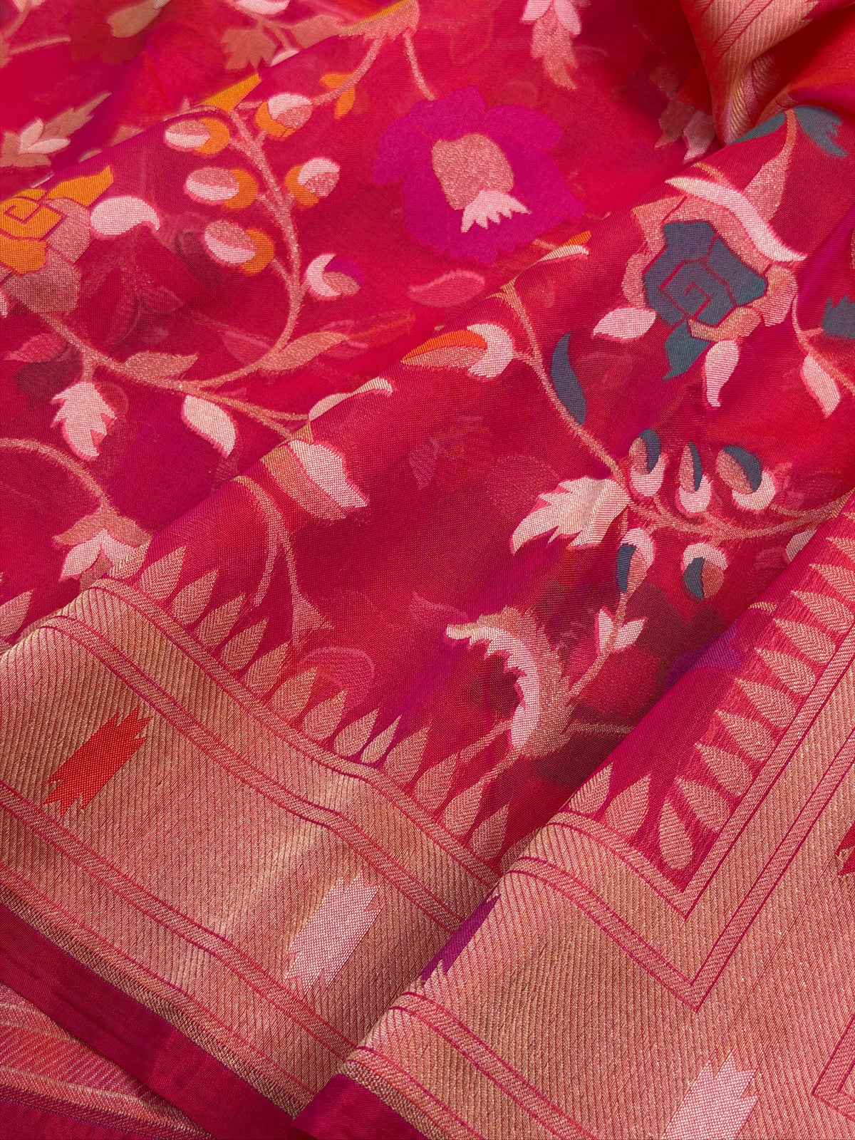 Rani Pink Banarasi Kora Jamdani Silk Handwoven saree
