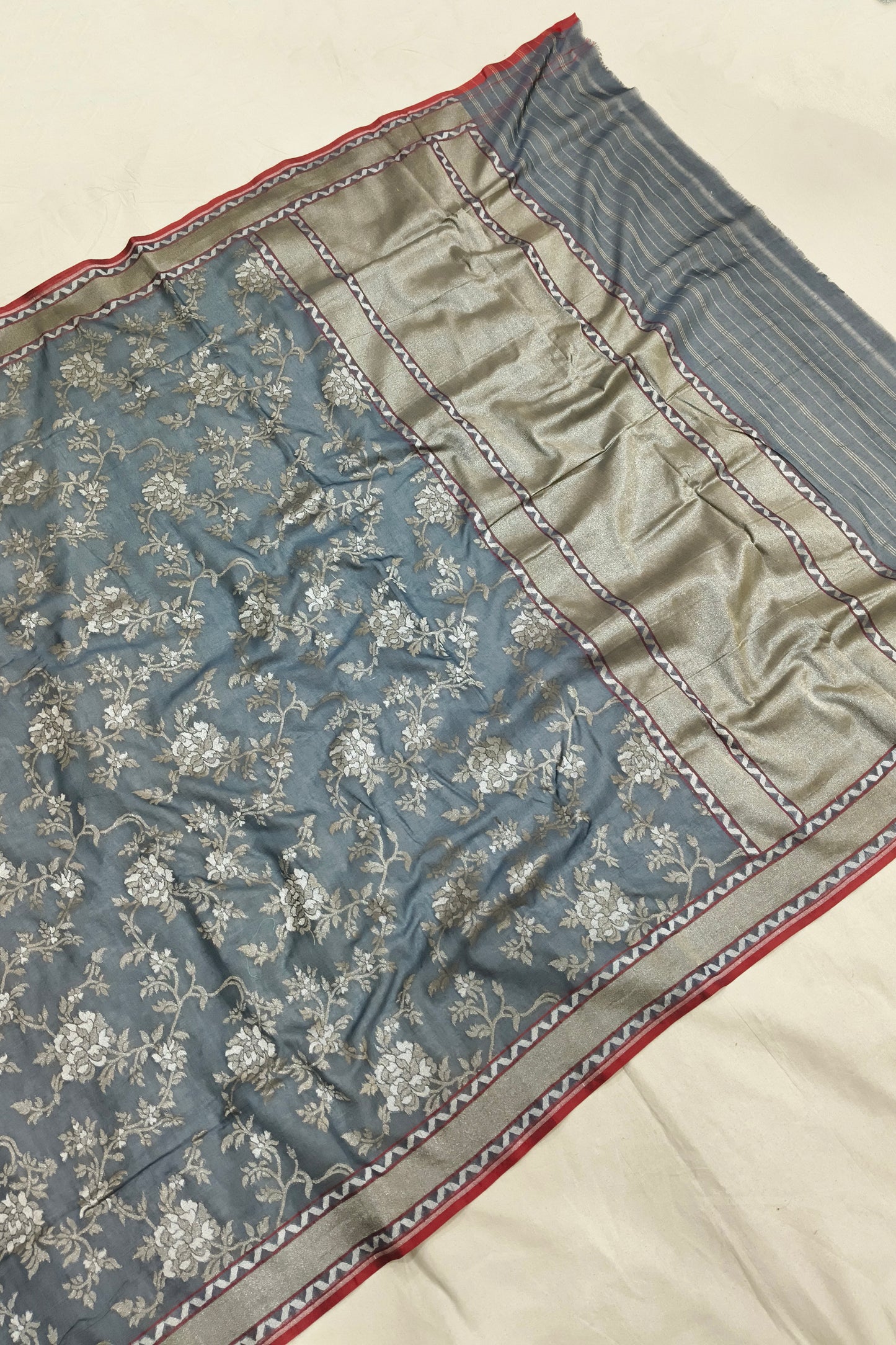 Mist Blue Pure Cotton Ektara Jamdani Banarasi Saree