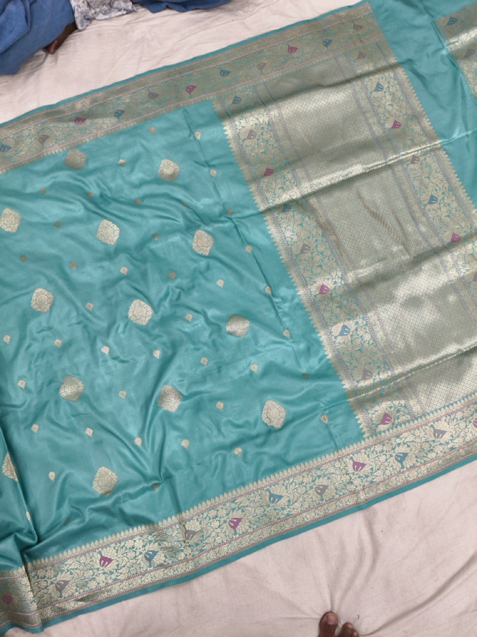 Pure Katan Silk Handwoven Banarasi Saree in Light Green