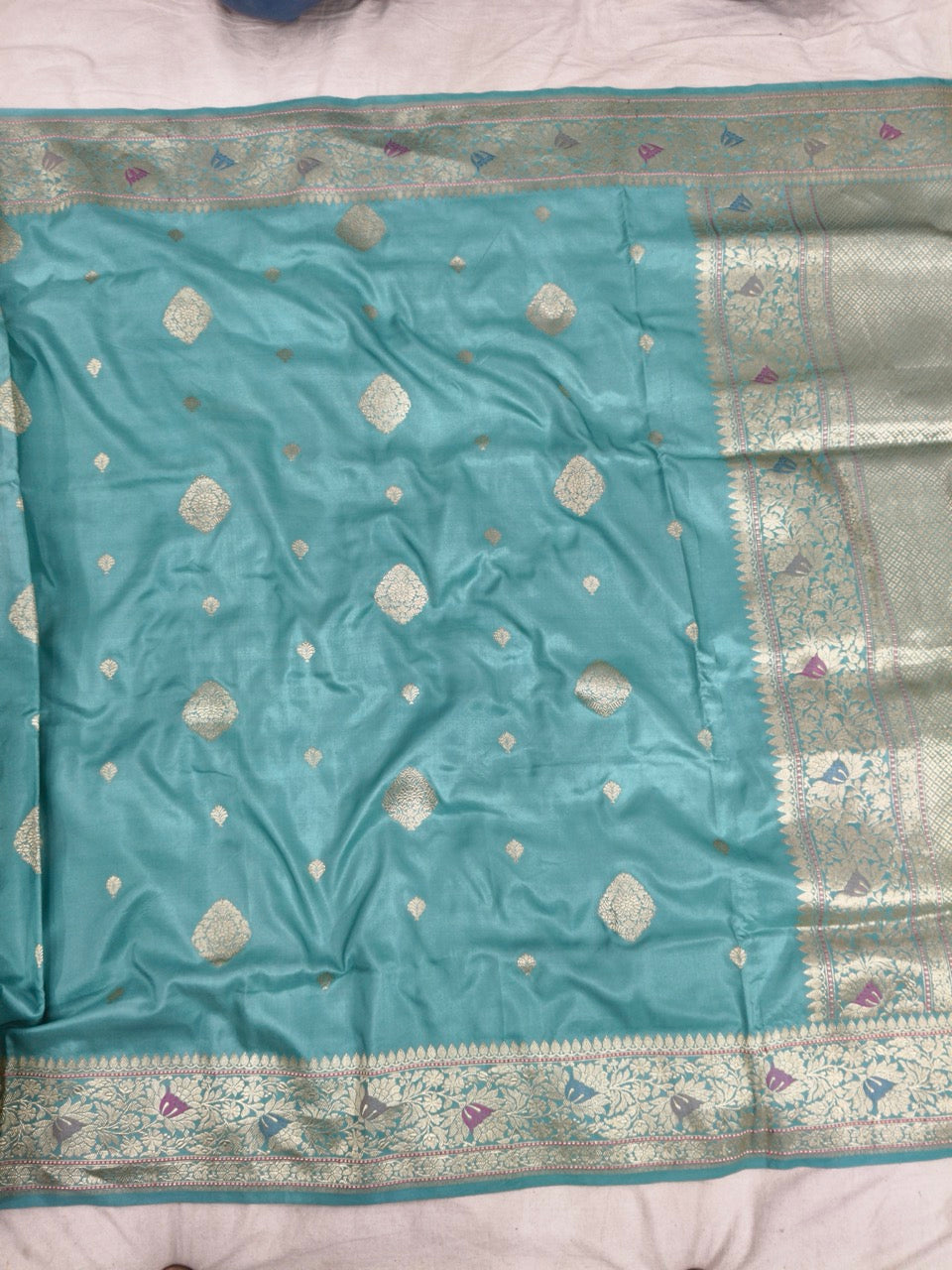 Pure Katan Silk Handwoven Banarasi Saree in Light Green