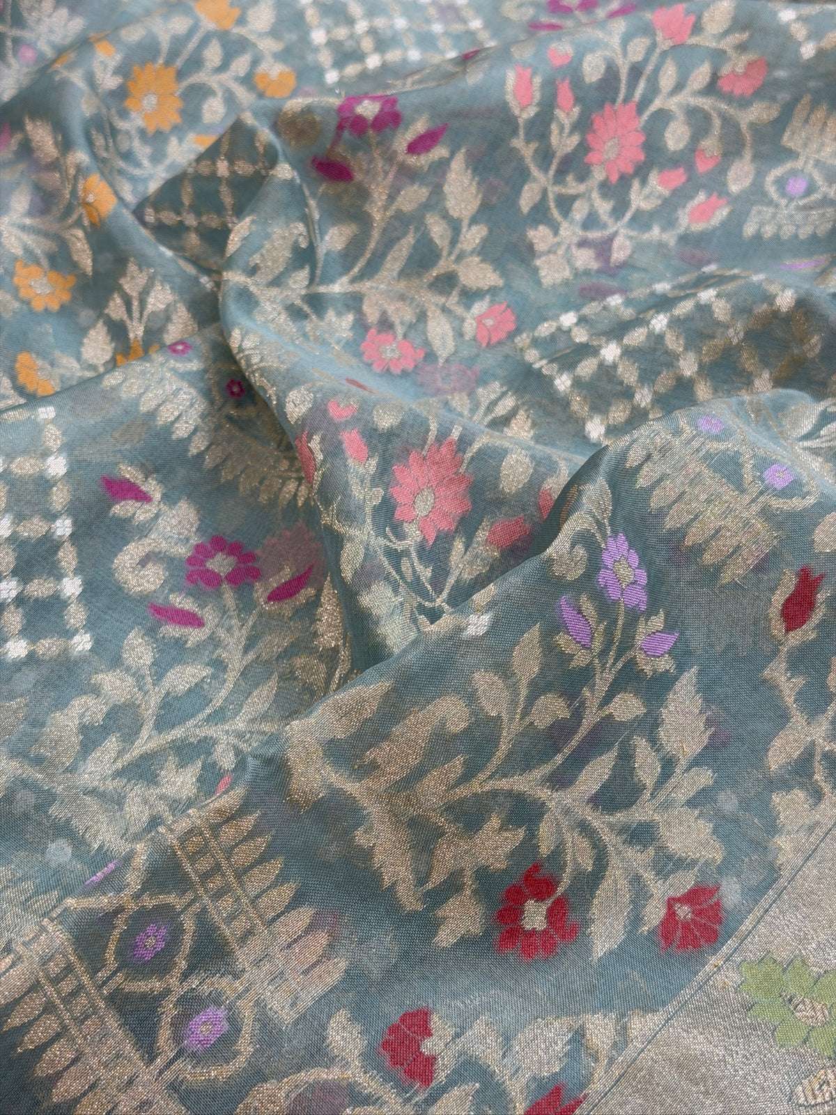 Grey Banarasi Kora Jamdani Silk Handwoven saree