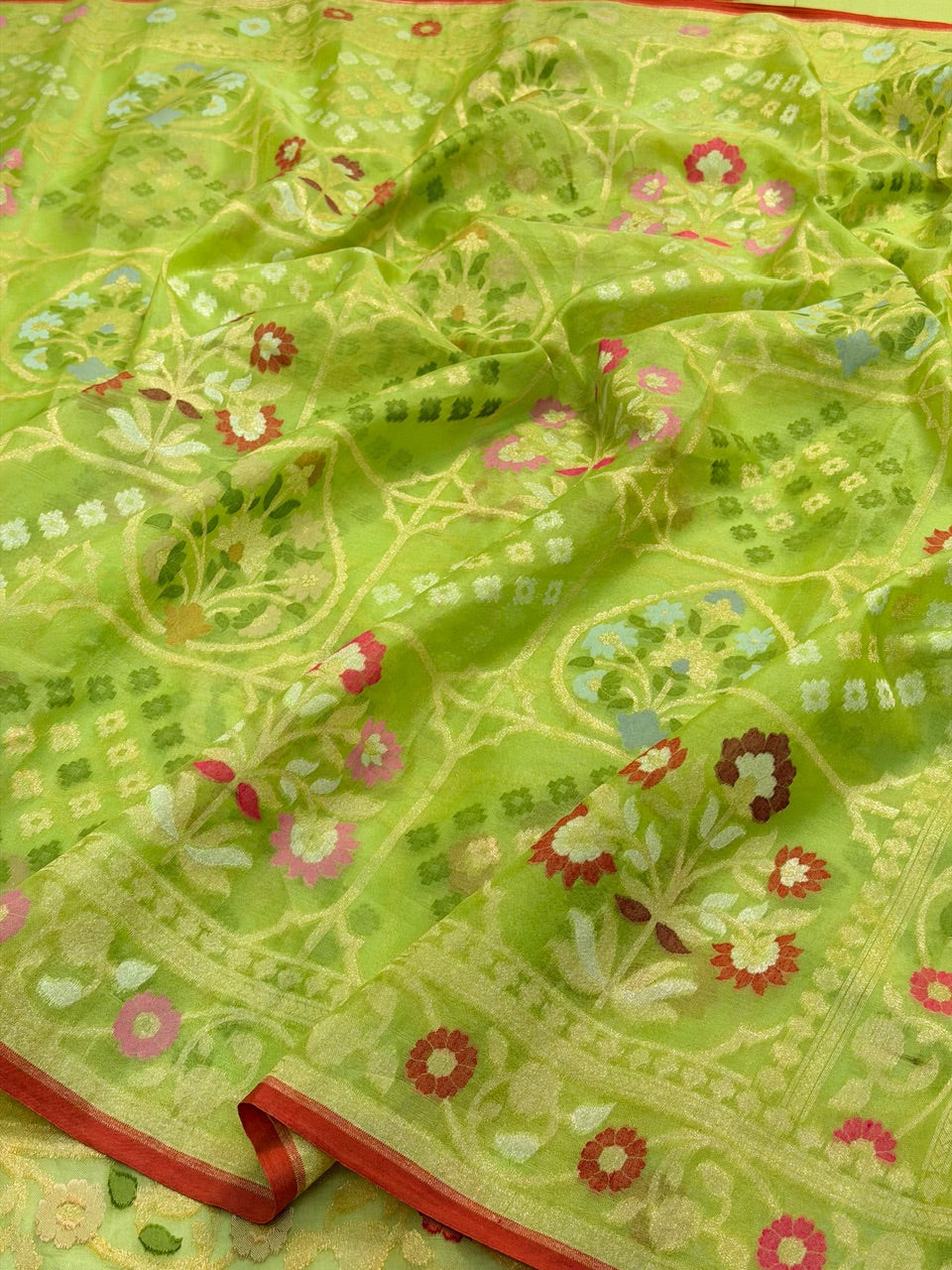 Pista Greren Banarasi Kora Jamdani Silk Handwoven Saree