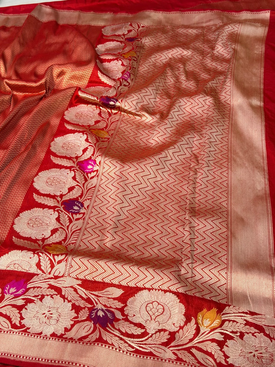 Red Pure katan silk handvowen banarasi saree