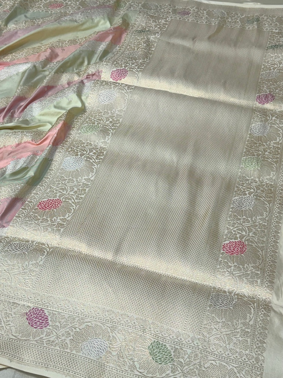 Ivory Handwoven Pure Banarasi Rangkaat Silk Saree – Pure Katan Silk | Rangkaat Technique | Luxury Banarasi Saree