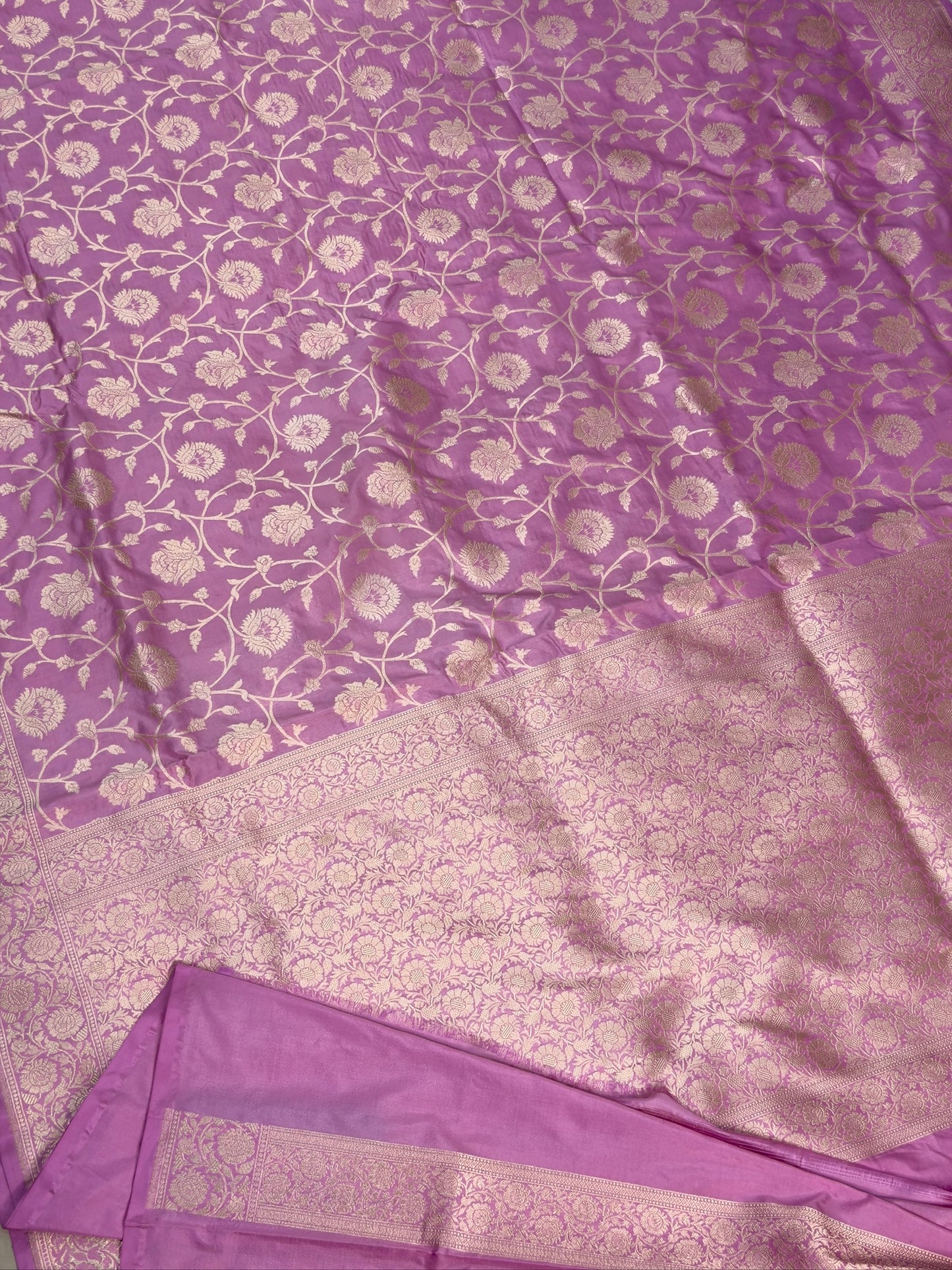 Lavender Banarasi Pure Katan Silk Saree | Pure Silk | Cutwork Technique | Banarasi Katan Silk Saree
