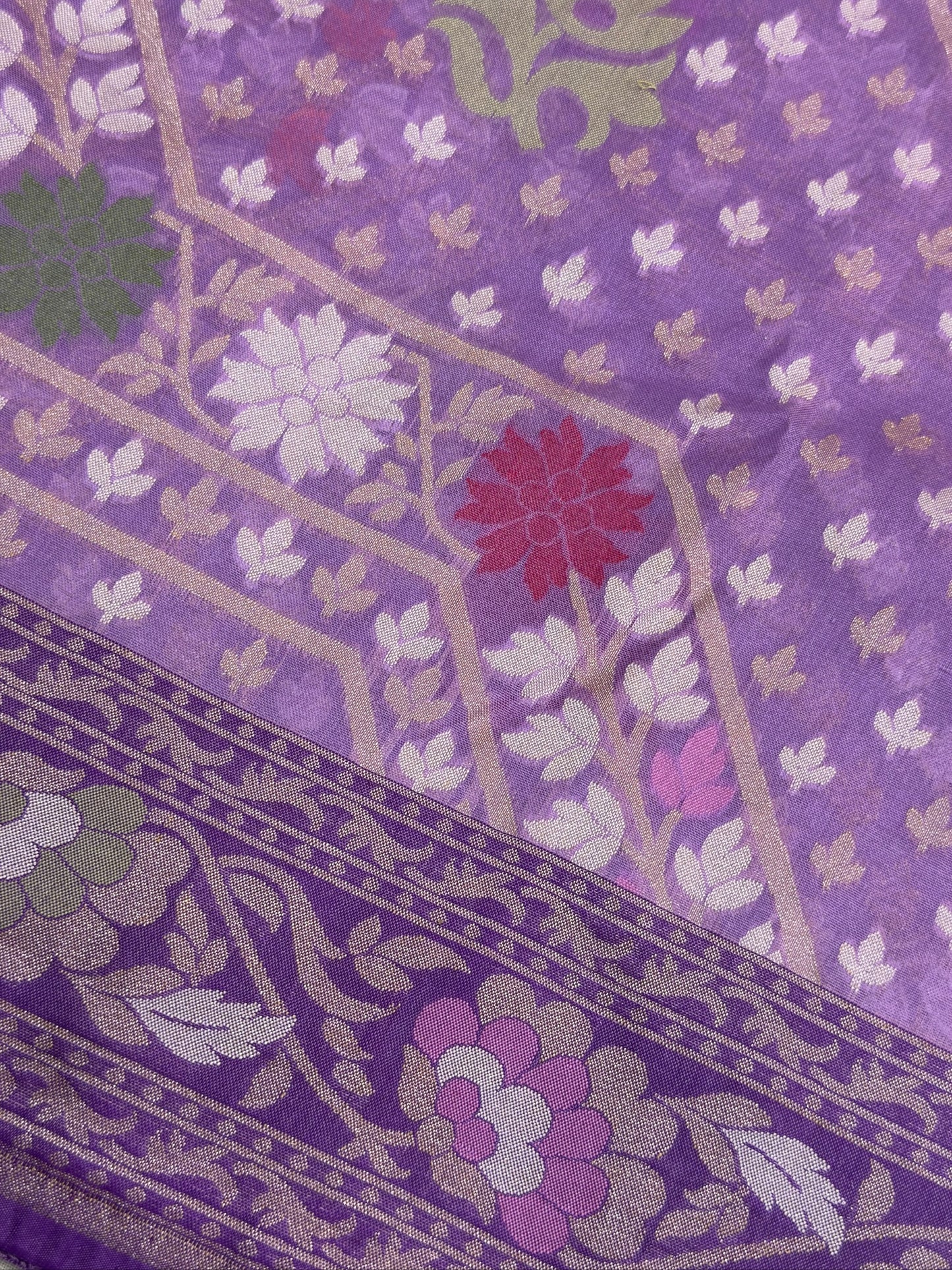 Lavender Banarasi Kora Jamdani Silk Handwoven Saree Contrast Border