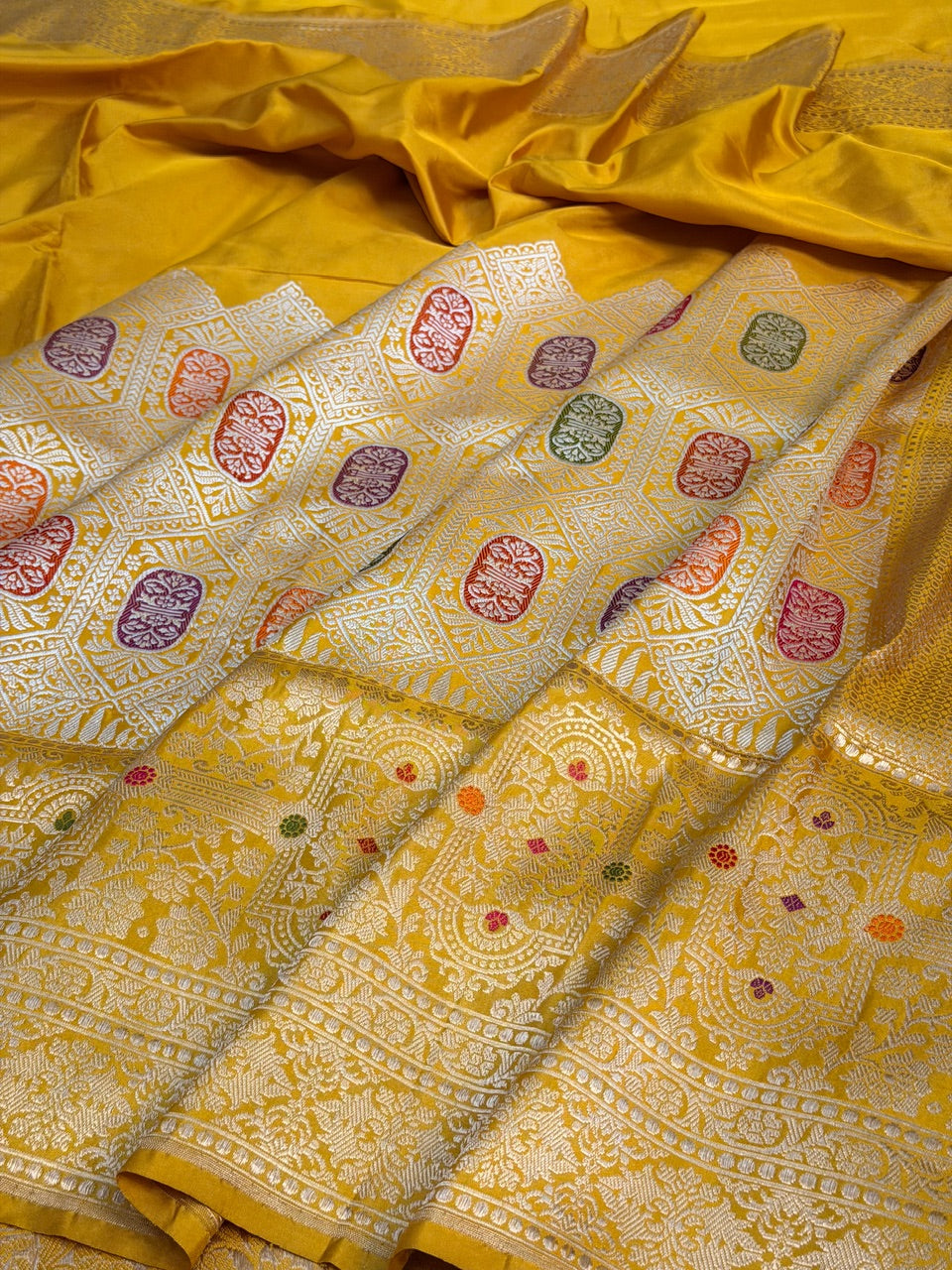Mango Yellow Pure Katan Silk Handwoven Banarasi Saree