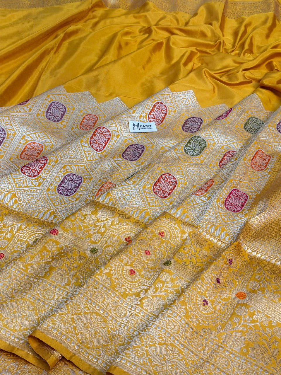 Mango Yellow Pure Katan Silk Handwoven Banarasi Saree