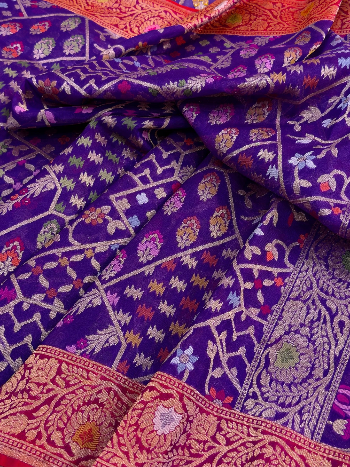 Banarasi Kora Jamdani Silk Handwoven Saree Contrast Border