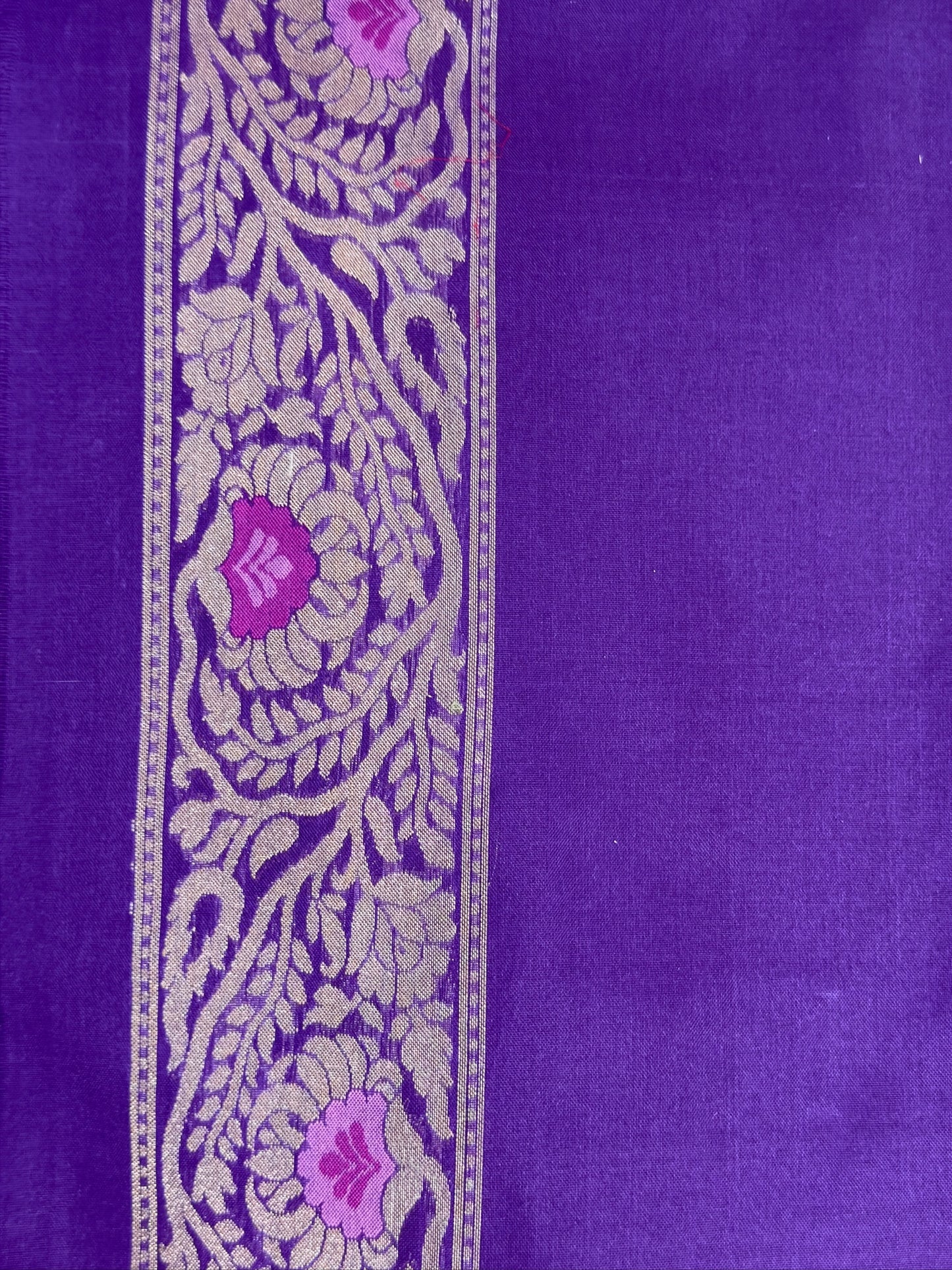 Banarasi Kora Jamdani Silk Handwoven Saree Contrast Border