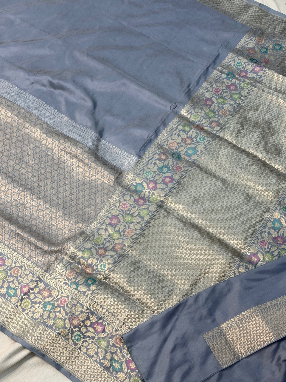 Ash Gray Pure Katan Silk Handwoven Banarasi Saree