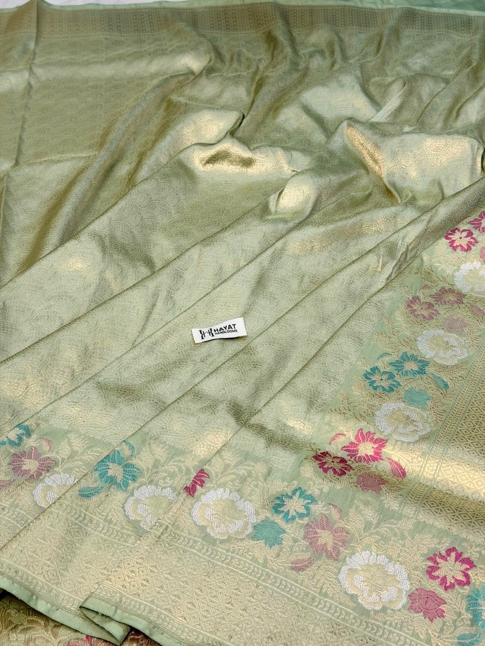 Pista Green Pure katan silk handvowen banarasi saree