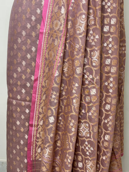 Mauve Pure Cotton Jmdani Silk  Suit Set with Dupatta