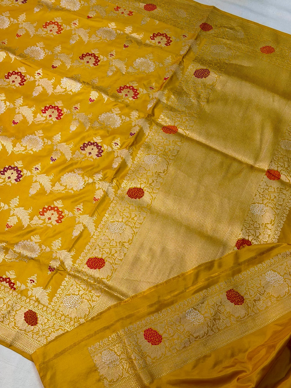 Yellow Pure Katan Silk Handwoven Banarasi Saree