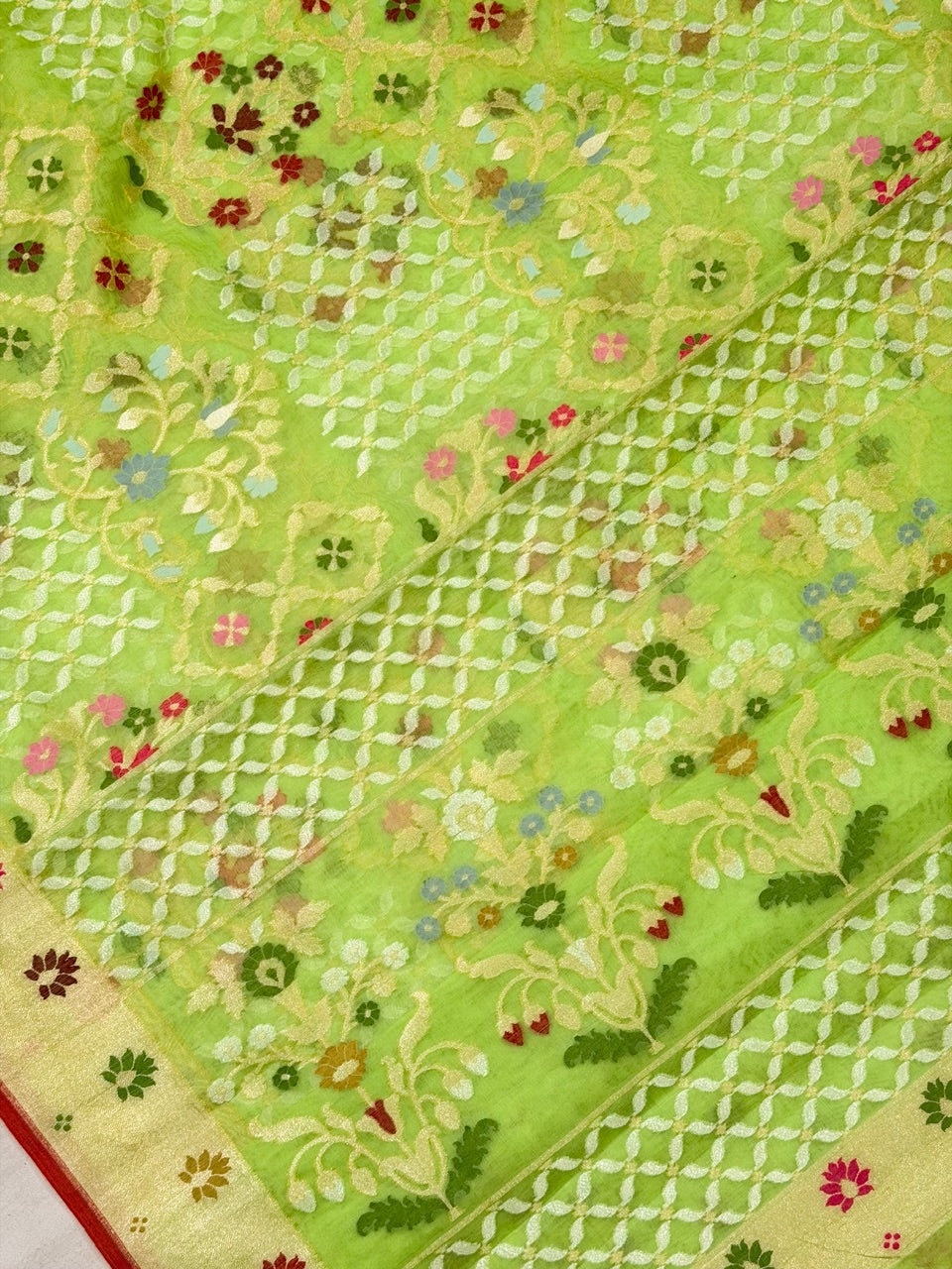 Pista Green Banarasi Kora Jamdani Silk Handwoven Saree