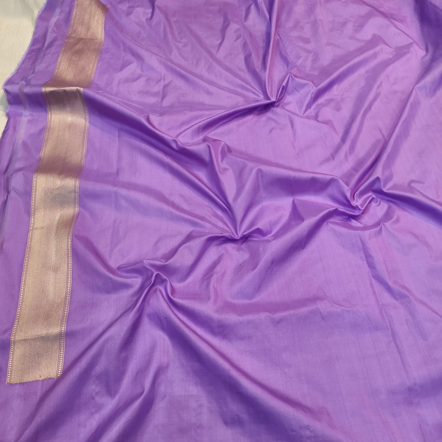 Pure katan silk handvowen banarasi saree
